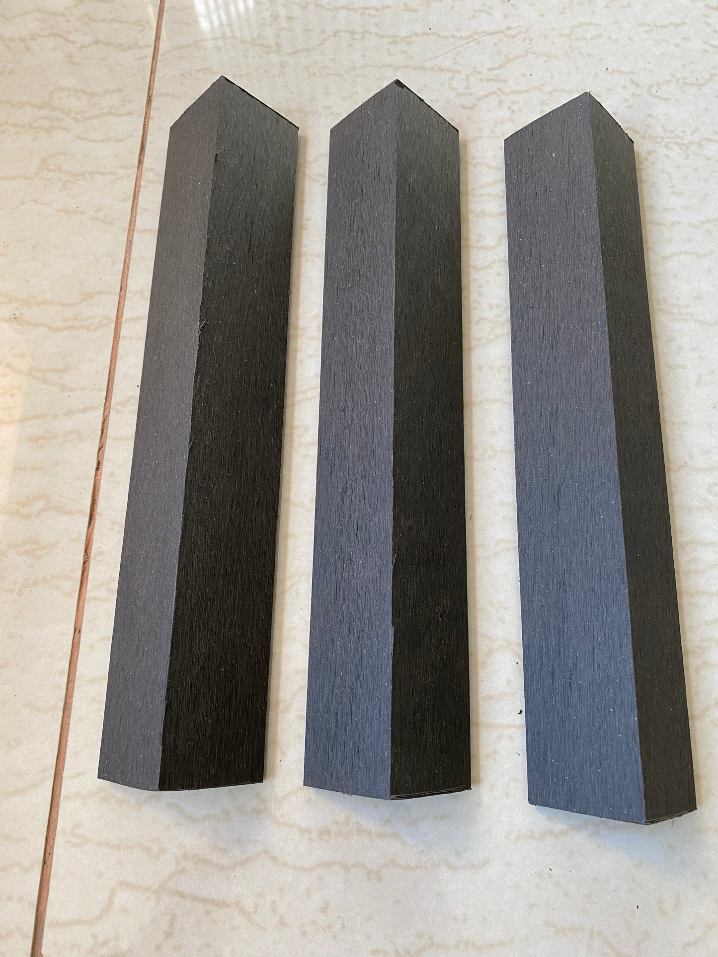 Moldura en L 2900x45x45mm - Grey